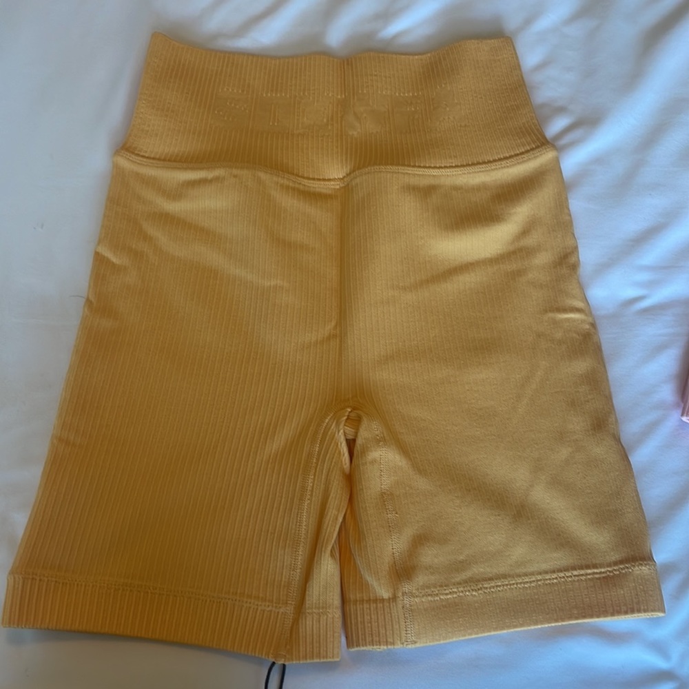 Sarah’s Day x White Fox Biker Shorts - Picture 3 of 5